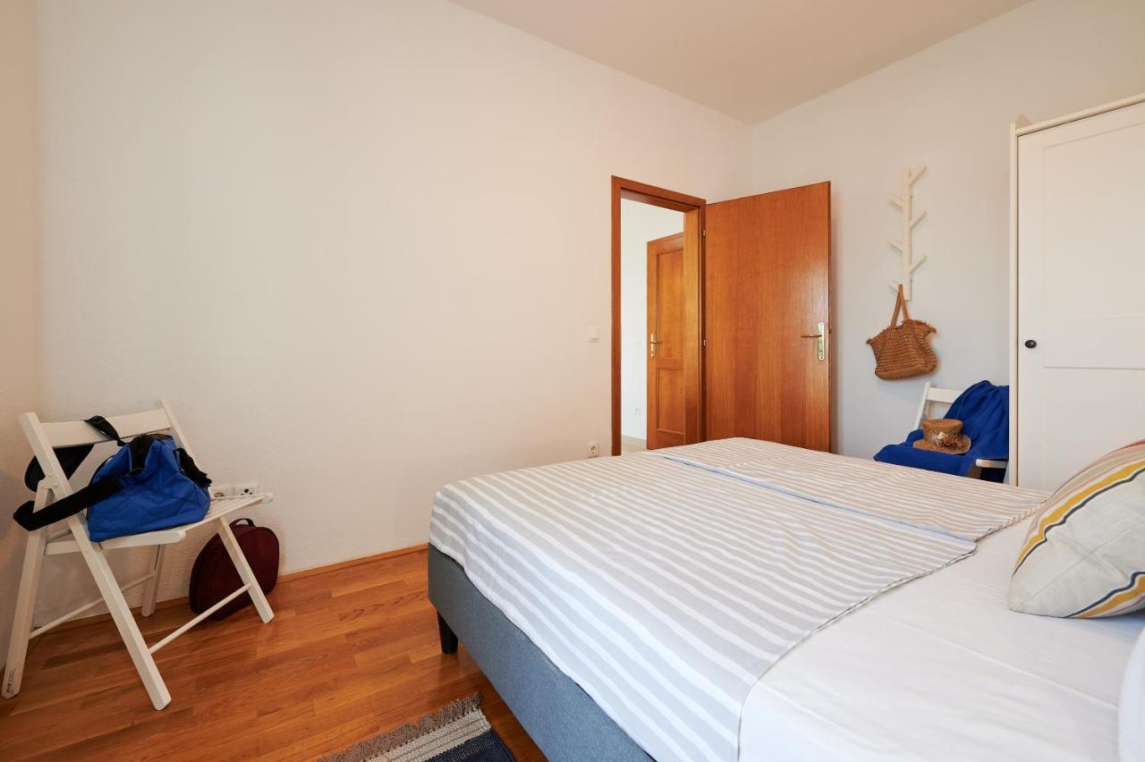 T&T Sea View Apartments Trogir Buitenkant foto