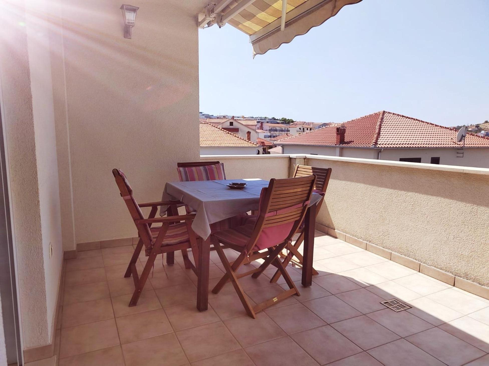 T&T Sea View Apartments Trogir Buitenkant foto