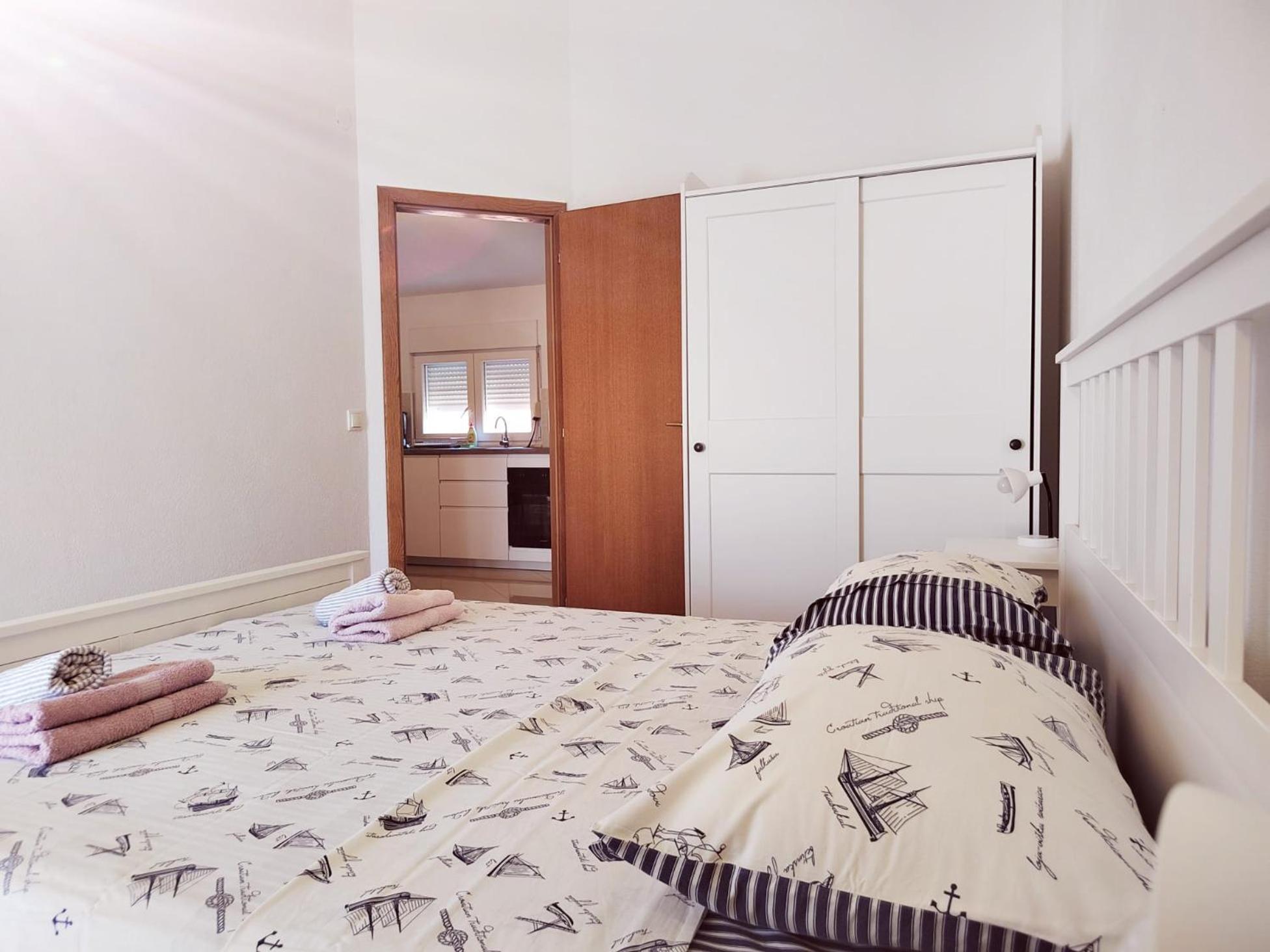 T&T Sea View Apartments Trogir Buitenkant foto