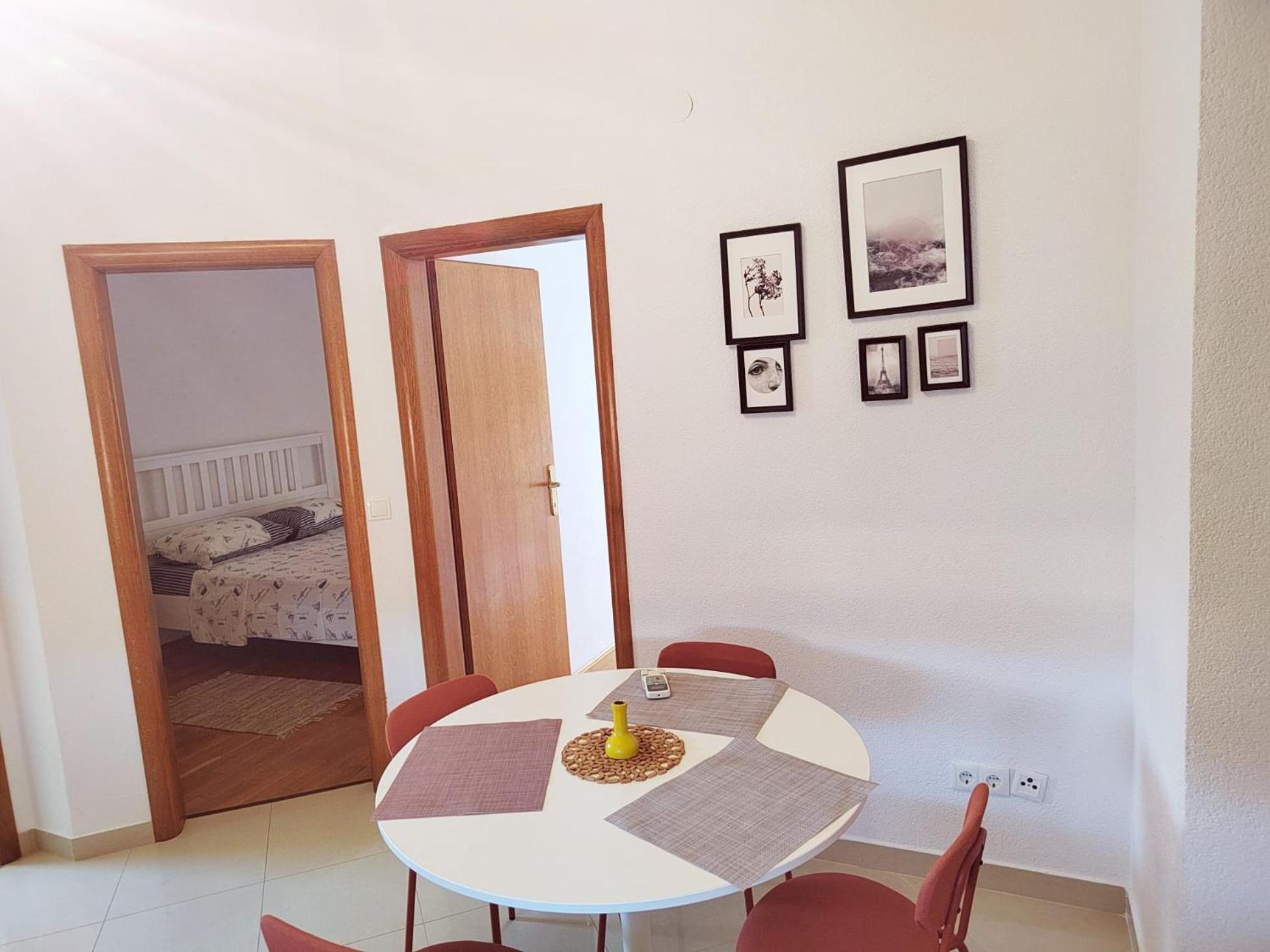 T&T Sea View Apartments Trogir Buitenkant foto